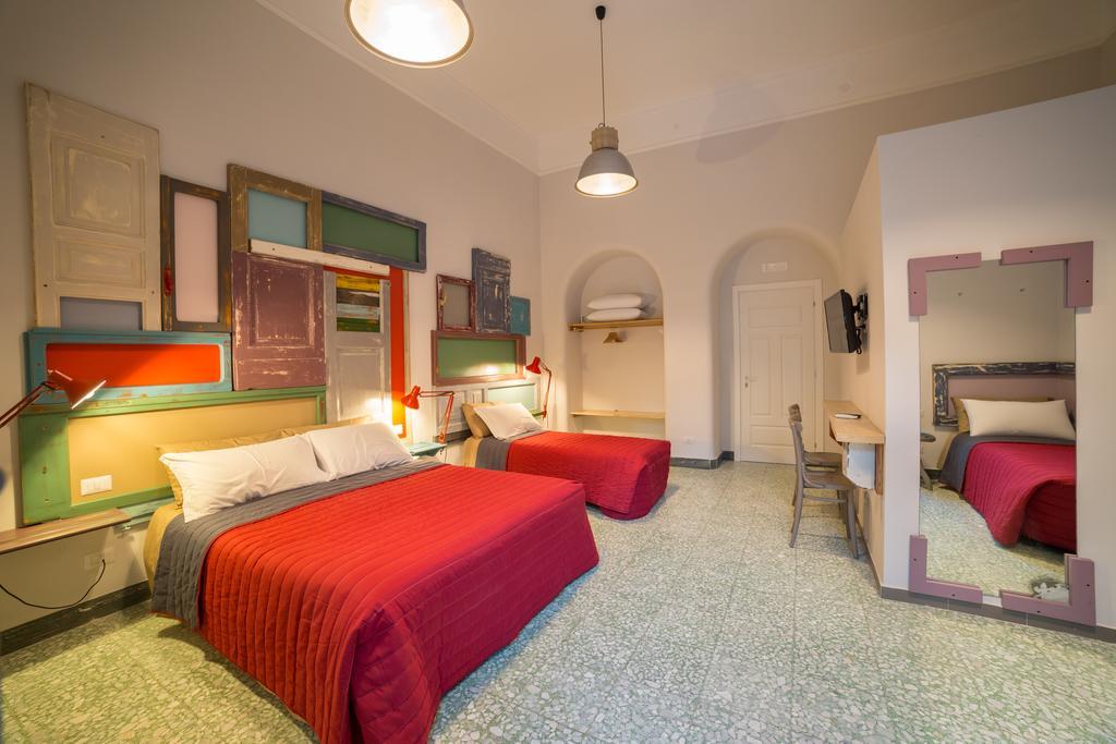 Bed and Breakfast The Foria House By House In Nápoles Habitación foto