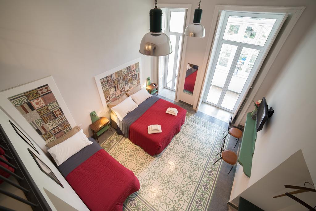Bed and Breakfast The Foria House By House In Nápoles Habitación foto