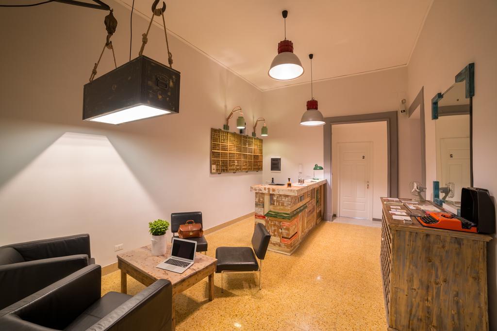 Bed and Breakfast The Foria House By House In Nápoles Exterior foto