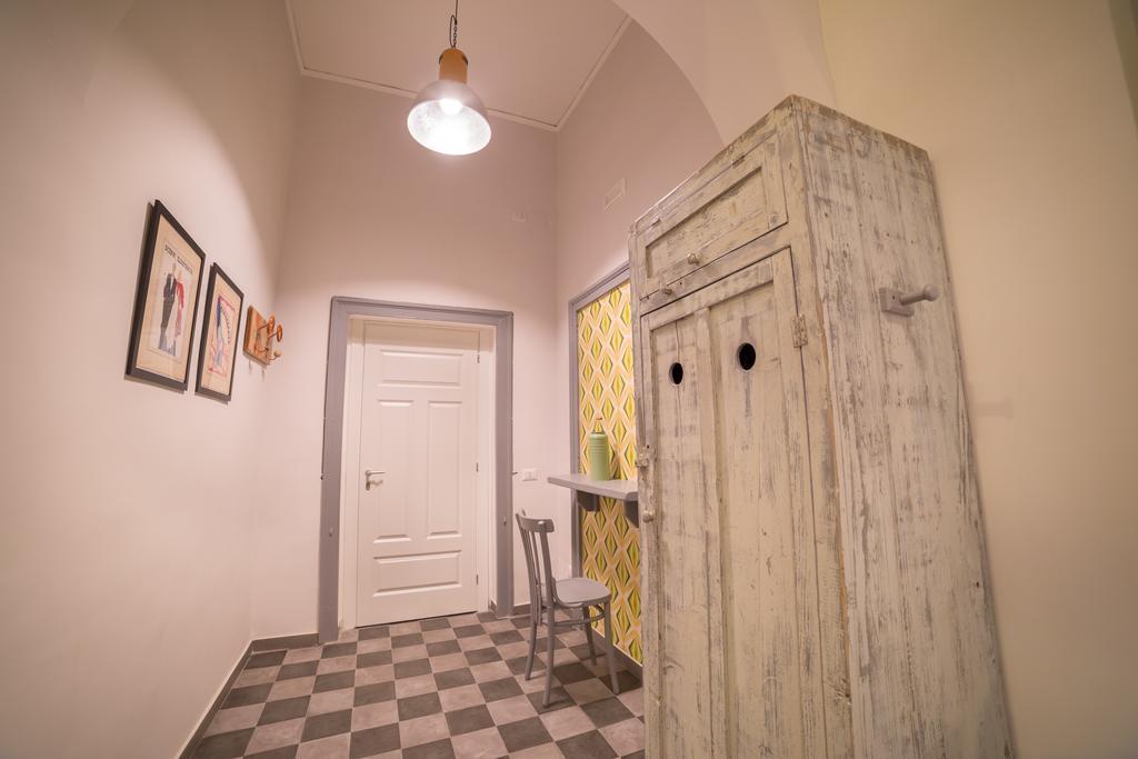 Bed and Breakfast The Foria House By House In Nápoles Habitación foto