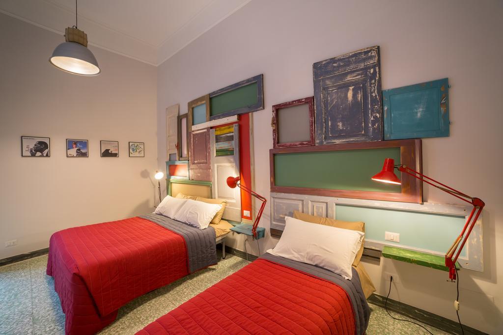Bed and Breakfast The Foria House By House In Nápoles Habitación foto