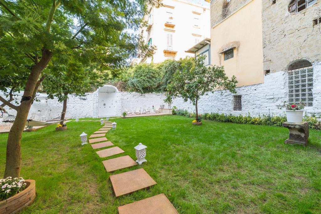 Bed and Breakfast The Foria House By House In Nápoles Exterior foto