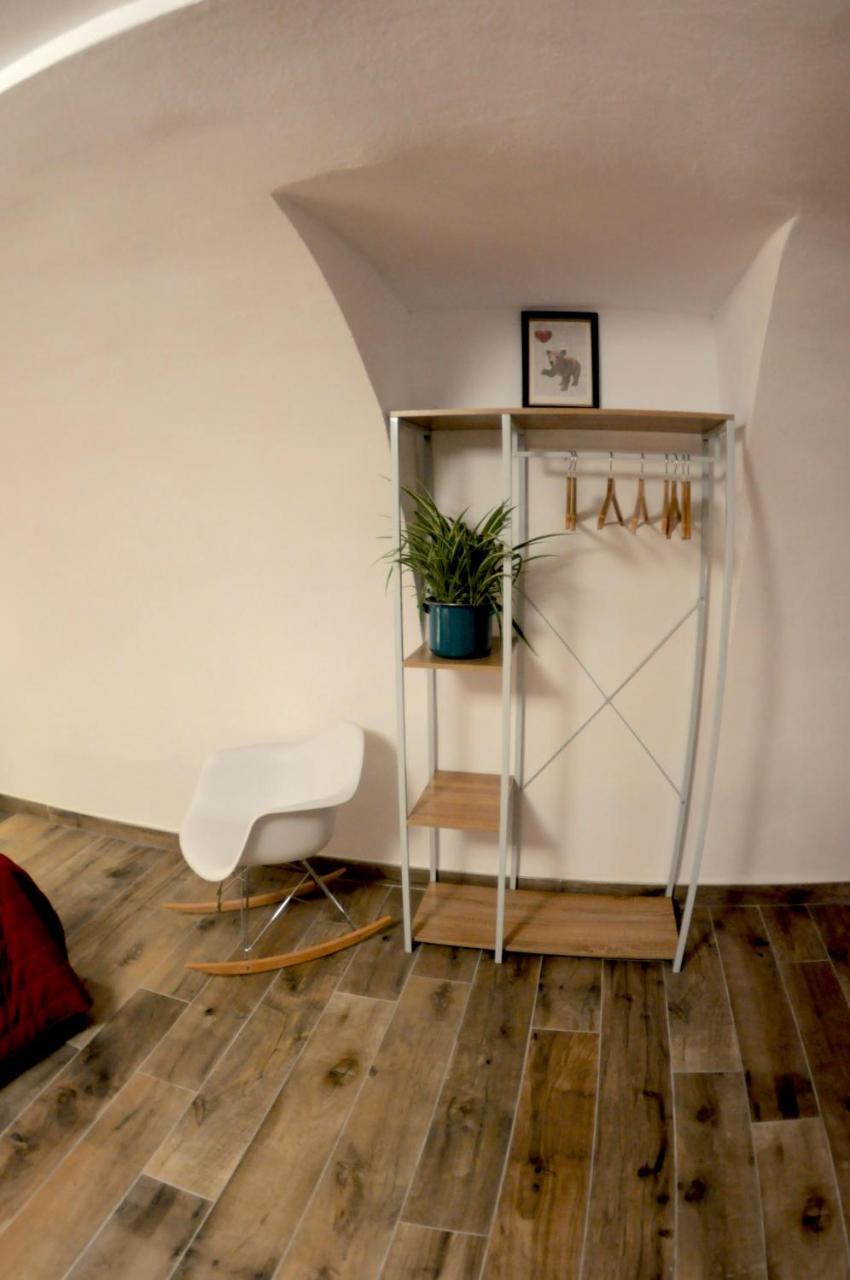 Bed and Breakfast The Foria House By House In Nápoles Exterior foto