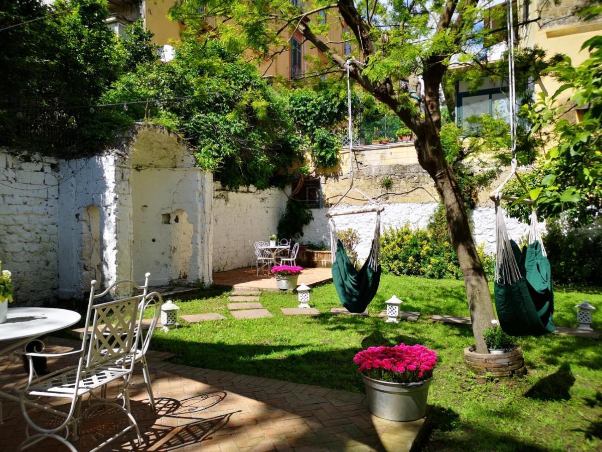 Bed and Breakfast The Foria House By House In Nápoles Exterior foto